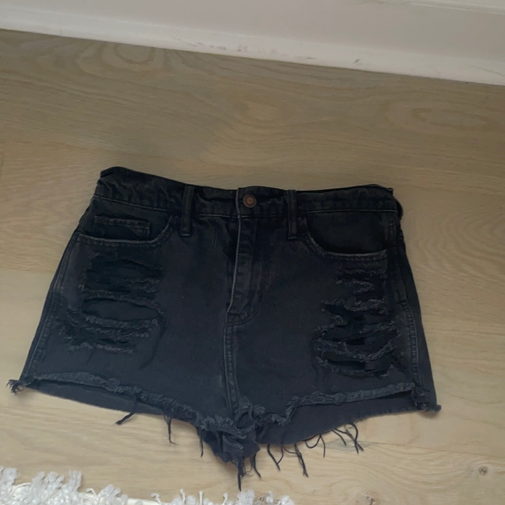 High Waisted Distressed Shorts